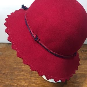 Fabini red wool felt vintage hat